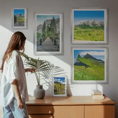 Bilderset für das Sofa mit Berglandschaften und Wasserfällen