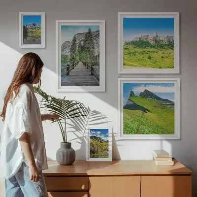 Bilderset für das Sofa mit Berglandschaften und Wasserfällen