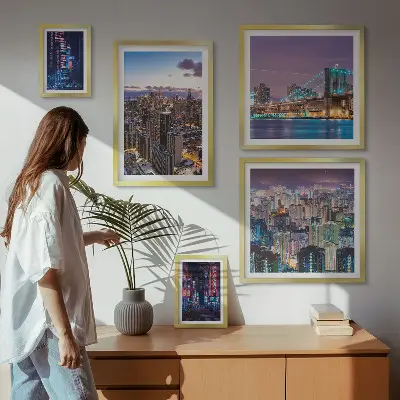 Modernes Wandbilder-Set nächtliche Stadtansichten mit Neonlichtern
