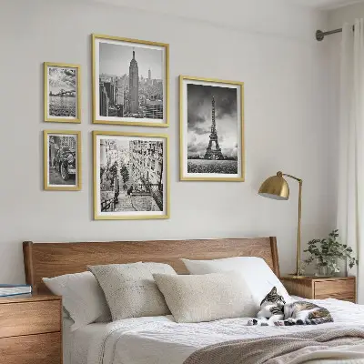Bilderset fürs Sofa mit Stadtlandschaften und architektonischen Ikonen