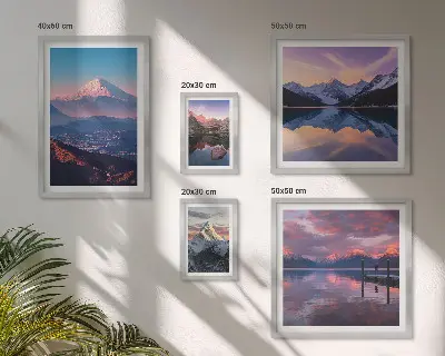 Modernes Wandbilder-Set mit malerischen Bergpanoramen und Gipfelmotiven