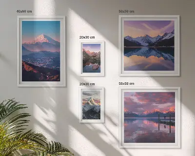 Modernes Wandbilder-Set mit malerischen Bergpanoramen und Gipfelmotiven