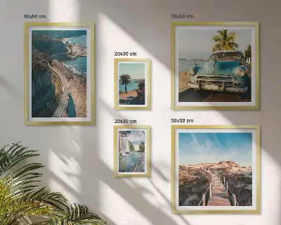 Modernes Wandbilder-Set mit Motiven aus Landschaften, Reisen, Autos und Natur