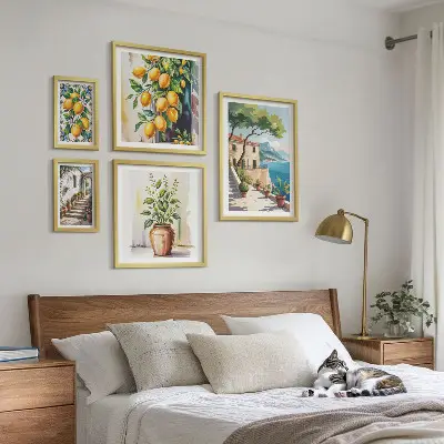 Modernes Wandbilder-Set mit Landschaften, Zitrusbäumen und Vegetation