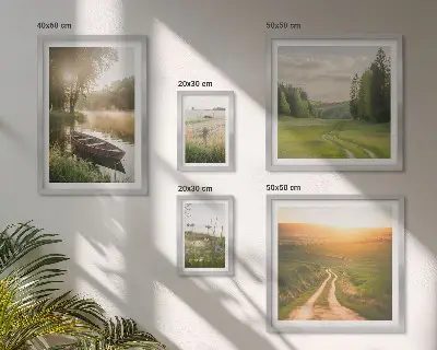Modernes Wandbilder-Set mit Landschaften aus Wasser und Grün