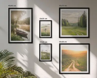 Modernes Wandbilder-Set mit Landschaften aus Wasser und Grün