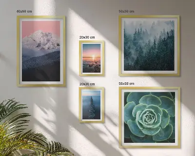 Modernes Wandbilderset mit Landschaften von Bergen und Meer im Boho Stil