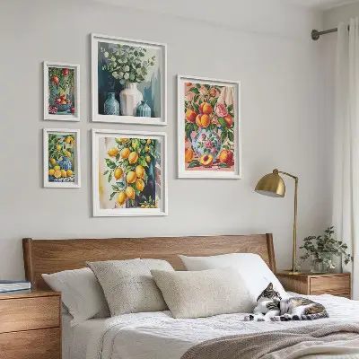 Bilderset fürs Sofa mit fruchtig floralen Kompositionen
