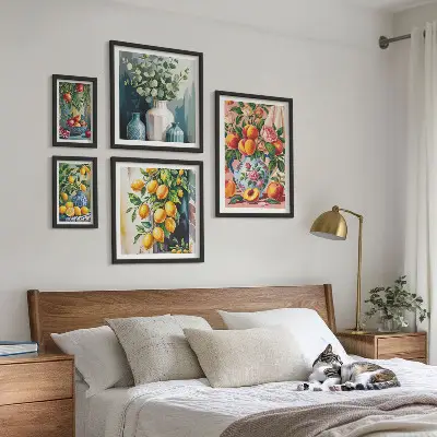 Bilderset fürs Sofa mit fruchtig floralen Kompositionen