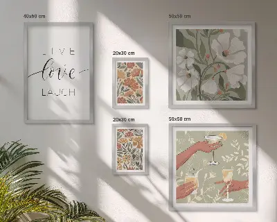 Modernes Wandbilder-Set mit stilvollen floralen Grafik-Slogans