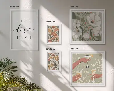 Modernes Wandbilder-Set mit stilvollen floralen Grafik-Slogans