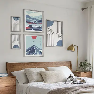 Abstrakte Landschaftsgeometrie als stilvolles Bilderset für das Sofa