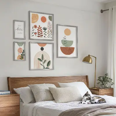 Bildergalerie-Set für die Wand mit stilvollen Pflanzen- und geometrischen Grafiken