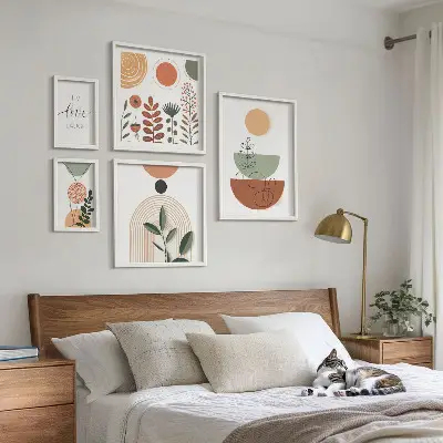 Bildergalerie-Set für die Wand mit stilvollen Pflanzen- und geometrischen Grafiken