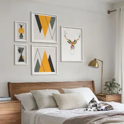 Wandbilder-Set mit bunten Motiven im Boho-Stil