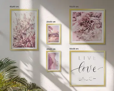 Bildergalerie-Set für die Wand mit Blumenmotiven und pastellfarbenen Slogans