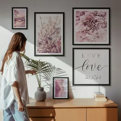 Bildergalerie-Set für die Wand mit Blumenmotiven und pastellfarbenen Slogans