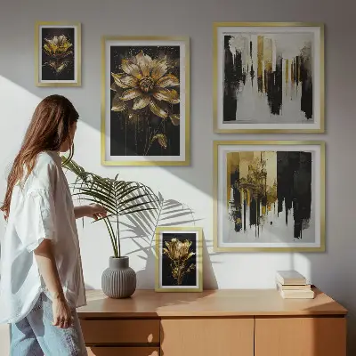 Modernes Wandbilder-Set mit eleganten Blumenmotiven für ein modernes Ambiente