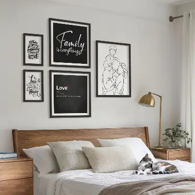 Wandbilder-Set mit dem Thema familiäre Werte wie Liebe und Nähe