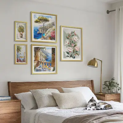 Bilderset fürs Sofa mit malerischen Blumenansichten