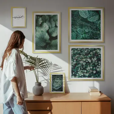 Bilderset fürs Sofa mit modernen grünen Pflanzenmotiven