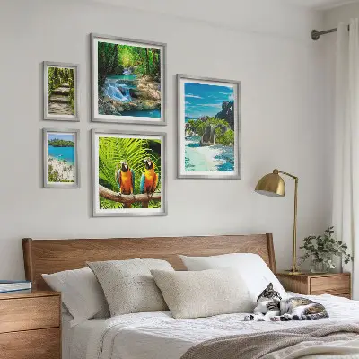 Modernes Wandbilder-Set mit tropischen Landschaften, Vögeln und Wasserfällen