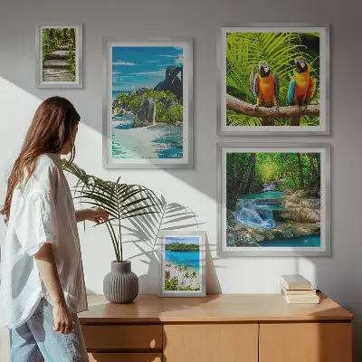 Modernes Wandbilder-Set mit tropischen Landschaften, Vögeln und Wasserfällen