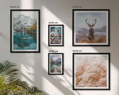 Modernes Wandbilder-Set mit Berglandschaften und der Schönheit der Natur