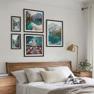 Bilderset Holzboote auf Bergseen fürs Sofa