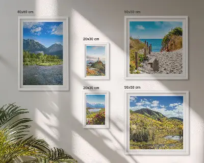 Modernes Wandbilderset mit Motiven von Bergen und Stränden