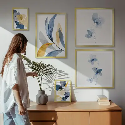 Wandbilder-Set mit Pflanzenmotiven in Pastellfarben