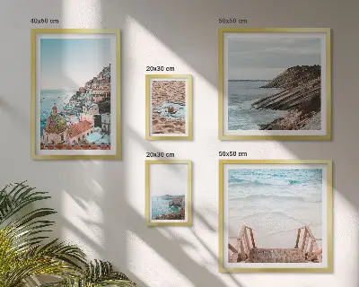 Modernes Wandbilder-Set mit Motiven von italienischen Städten, Stränden und Entspannung