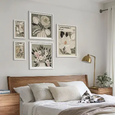 Bilderset fürs Sofa mit Blumenmustern aus London und Seoul