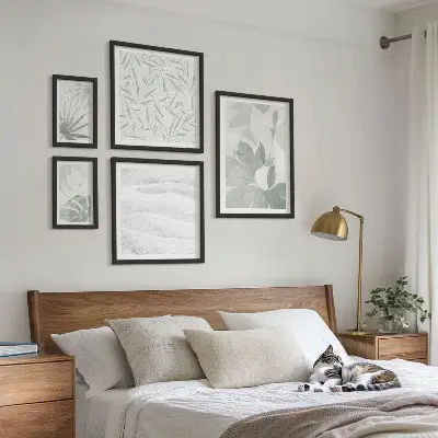 Wandbilder-Set mit Pflanzenmotiven fürs Sofa