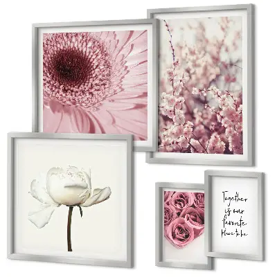 Modernes Wandbilder-Set mit floralen romantischen Akzenten