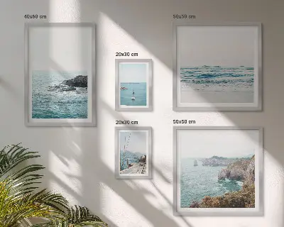 Wandbilder-Set fürs Sofa mit ruhigen Motiven von Meerblick, Stränden und Klippen
