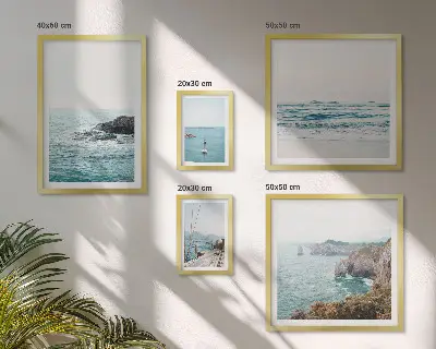 Wandbilder-Set fürs Sofa mit ruhigen Motiven von Meerblick, Stränden und Klippen