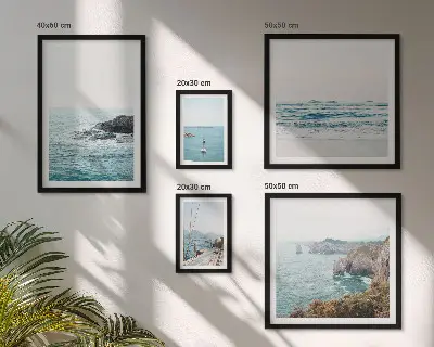 Wandbilder-Set fürs Sofa mit ruhigen Motiven von Meerblick, Stränden und Klippen