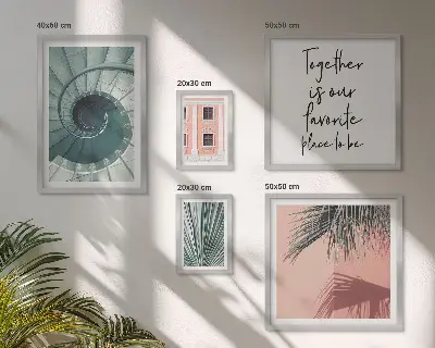 Modernes Wandbilder-Set mit stilvollen geometrischen Motiven für die Inneneinrichtung