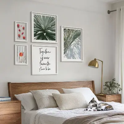 Modernes Wandbilder-Set im Boho-Stil mit Pflanzen, Früchten und tropischen Motiven