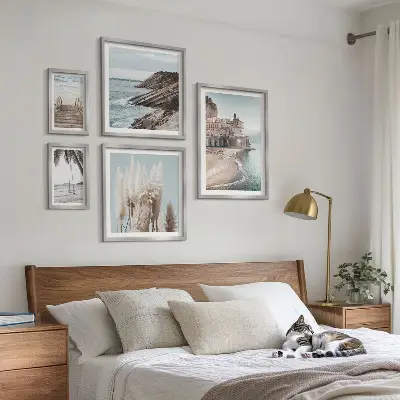 Bilderset für das Sofa mit stilvollen Meerblicken