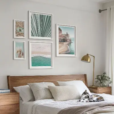 Modernes Wandbilder-Set mit stilvollen Meerblicken