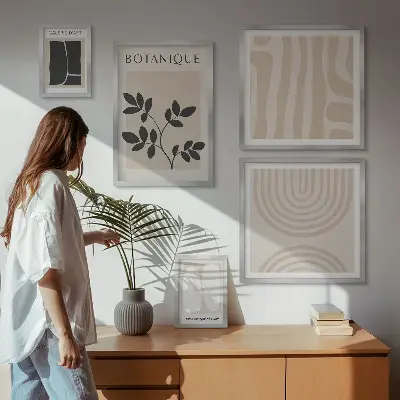 Modernes Wandbilder-Set mit stilvollen Pflanzengrafiken