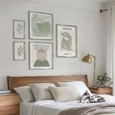 Modernes Wandbilder-Set mit abstraktem Design