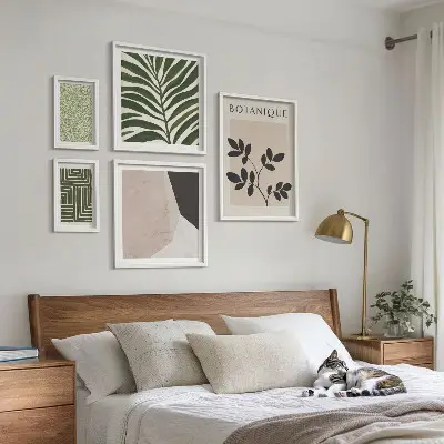 Modernes Wandbilder-Set mit Pflanzenmotiven