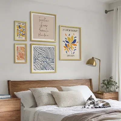 Bildergalerie-Set für die Wand mit Blumenmotiven und Londoner Inschriften