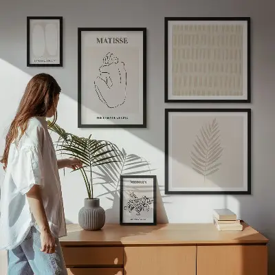 Bilderset fürs Sofa mit Motiven in minimalistischem Stil