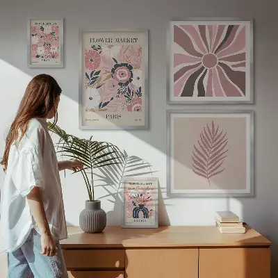 Bildergalerieset für die Wand mit Blumenmarkt-Motiven im Boho-Stil