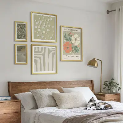 Modernes Wandbilder-Set mit Pflanzenmotiven und Boho-Muster