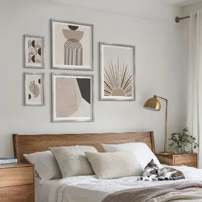 Bildergalerie-Set für die Wand mit abstrakten geometrischen Formen